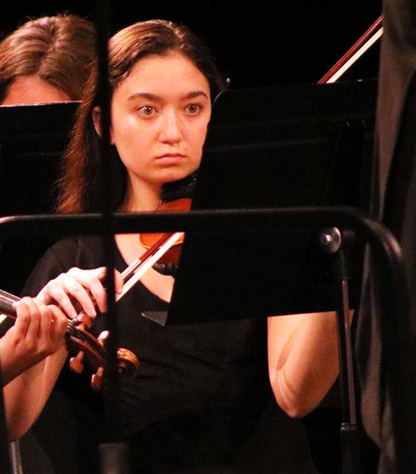  Senior Madeline Allen performs during the Spring Orchestra Concert