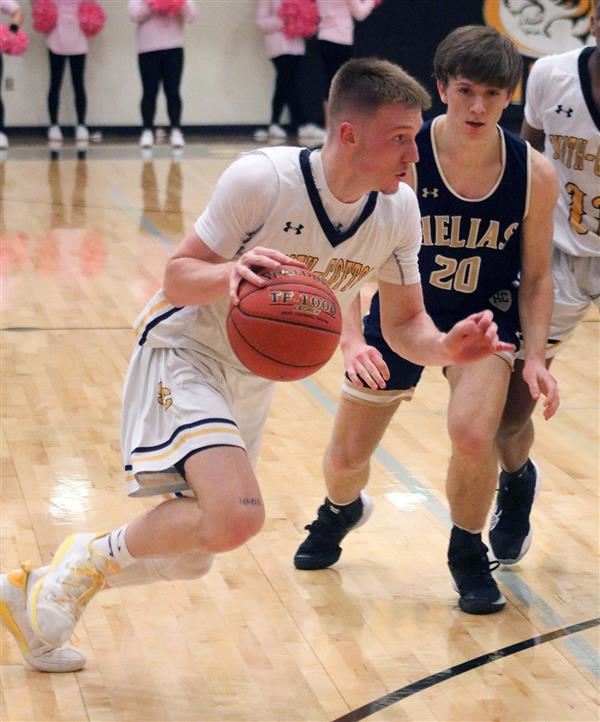  S-C senior basketball player Matt Thompson